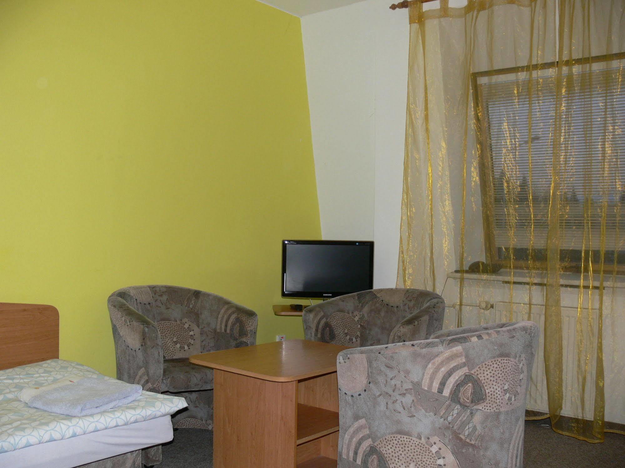 Penzion Agrothermal Bešeňová Extérieur photo